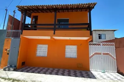 Image de Big and quiet house