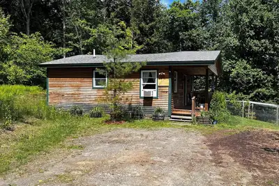 Image de Cozy Home with Mountain Views, Moments from Stowe