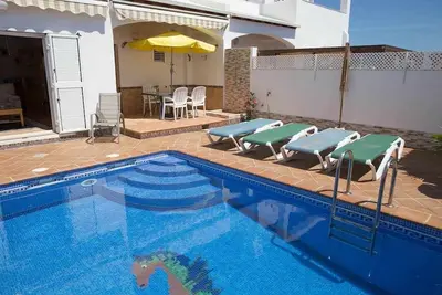 Image de Lovely townhouse just minutes from the beach
