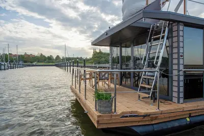 Image de Péniche Seeadler Stralsund avec vue sur la mer, terrasse privée et sauna