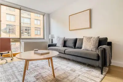 Image de Excellent Chelsea 1br w/ Roofdeck & Gym, nr Flatiron, by Blueground