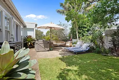 Image de Bronte Paradise ~ Minutes to the beach