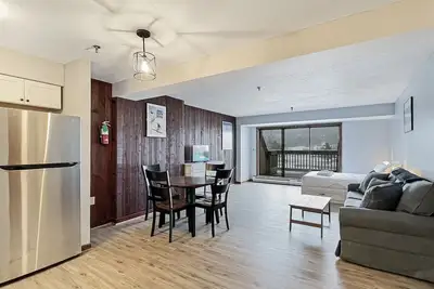 Image de Mt Green 3-F04 | Studio Condo