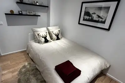 Image de Chic 4 bedrooms apartment. 5 minutes from the center of Crans and the slopes. \n