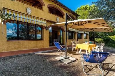 Image de Appartement à San Donato, A/C, Chianti, court de tennis, piscine, barbecue, R1