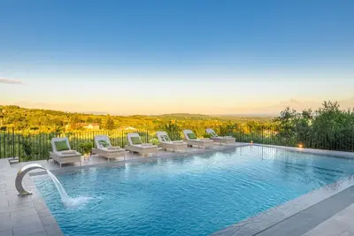 Image de Luxury 7 Bedrooms Villa with Pool, Spa and Limitless Views