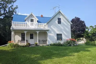 Image de Hill Farm, \nCharming farm house perfect for all season activities in the country!