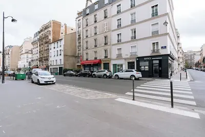 Image de Spacieux appartement de 2 chambres - Beaugrenelle!