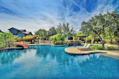 Image de Lakefront home - Family-friendly resort community