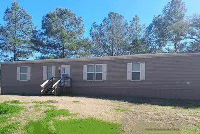 Image de Fisherman/Hunter's retreat less than 10 minutes from Lake Sam Rayburn.