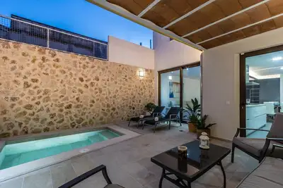 Image de Historic Pollensa Townhouse | Casa Bugera | 3 Bedrooms | Private Pool | Walking Distance to Centre