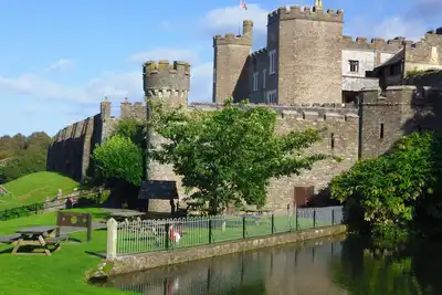 Image de Watermouth Castle, Rhododendron Apartment, pet friendly in Ilfracombe