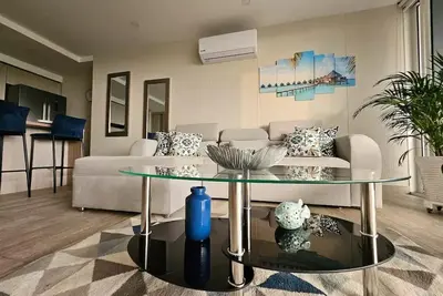 Image de New Luxury loft private Jacuzzi. sea view