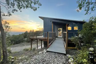 Image de Your Hideaway Surrounded by the Breathtaking Beauty of Utah's Natural Landscape