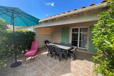 Image de Maison de vacances dans résidence Marines avec piscine commune, 4 couchages, 250 m de la mer à. . .