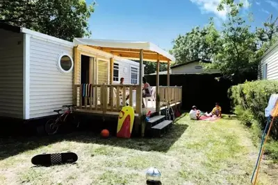 Image de 4-Zimmer-Mobilheim für 6 Personen + Tv