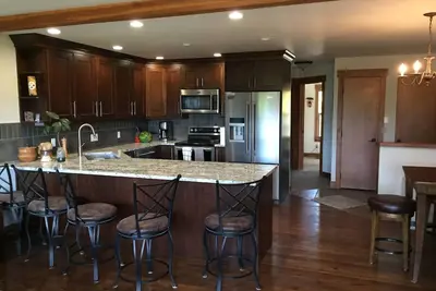 Image de Townhome - Newly Remodeled Kitchen & Living Room w/ amazing views of Byers Peak!