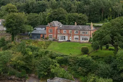 Image de This historic Manor House has been transformed into a superb holiday residence