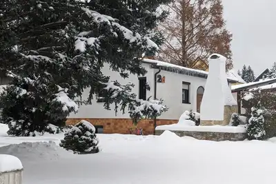 Image de Frisch Renoviertes Ferienhaus Waldblick im Erzgebirge