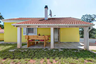 Image de Superbe maison Ă Pavicini avec sauna