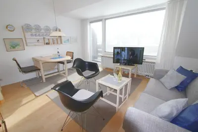 Image de Charmant Eingerichtete Ferienwohnung im Obergeschoss mit Süd-balkon