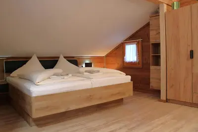 Image de Geräumige Penthouse Ferienwohnung für 6 Personen Mitten in Schruns