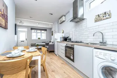 Image de Modern Apartment in Manor Park