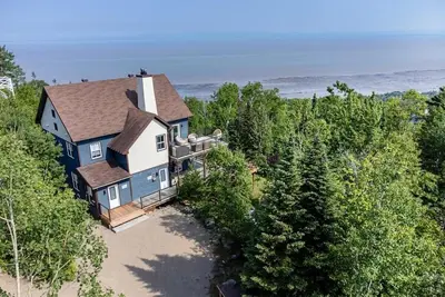 Image de L'Audacieux - Spa, Billard, Poker, Arcade, Fleuve