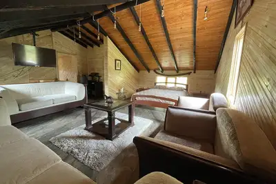 Image de Acogedora Cabaña Tipo Chalet en Medio de la Naturaleza