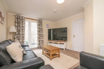 Image de Newly refurbed 5 bed house with Free Parking n Dryer