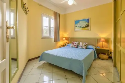 Image de Appartement 'Nature Relax 113' avec vue sur la mer, terrasse privée et climatisation