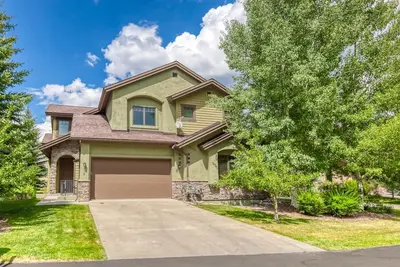 Image de Comfortable Duplex only 10 Min to Skiing