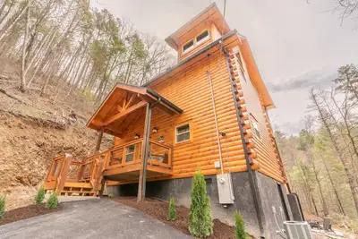 Image de Brand New Smoky Mountain Cabin