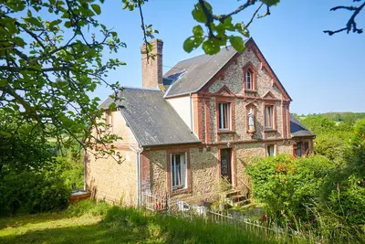 Image de Charmant presbytère en Basse-Normandie
