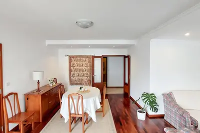 Image de By the Garden