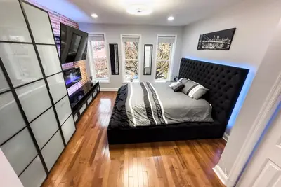 Image de Federal Hill Luxury Loft w/ Rooftop Deck & Parking!