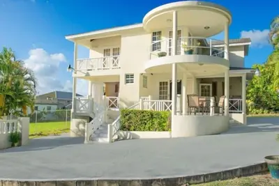 Image de Sunset Nook: Cozy one bedroom apartment\n\n