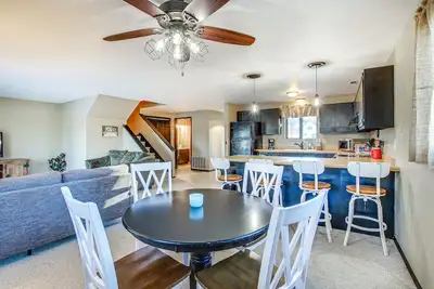 Image de Cecil Vacation Rental: Walk to Shawano Lake!