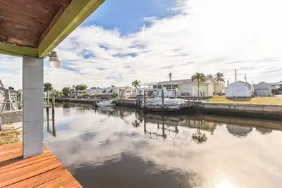 Image de Flamingo Bay Cottage (3-Bedroom) - Pets Allowed by RedAwning