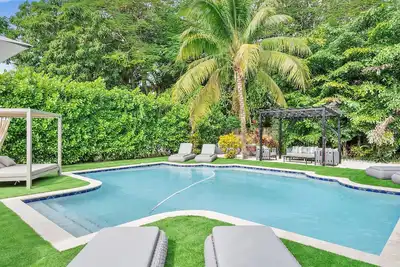 Image de Great 4br House W Pool-Central Location-10ppl