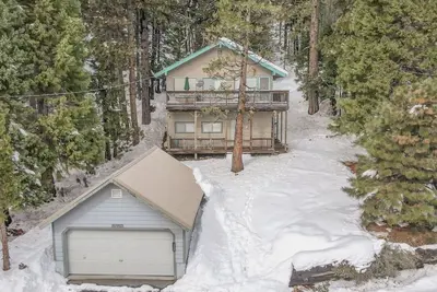 Image de Spacious get away cabin in Mineral, minutes from Lassen south entrance