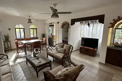 Image de Beautiful 2-bedrooms Condo with terrace and pool near 5th avenue