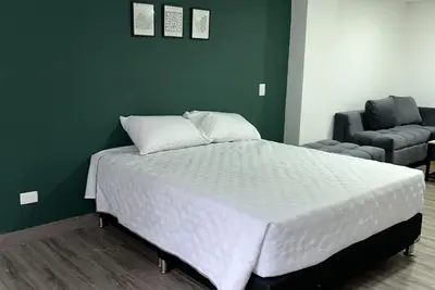 Image de Apartamento con Excelente Ubicación Cerca a Provenza y Demás Sitios de Interés