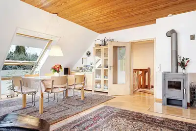 Image de Maison Erna am Deister Appartement avec jardin et petite maison, station de recharge pour voitures