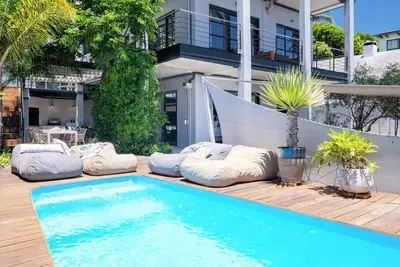 Image de Elegant Charm Retreat Central Treasure