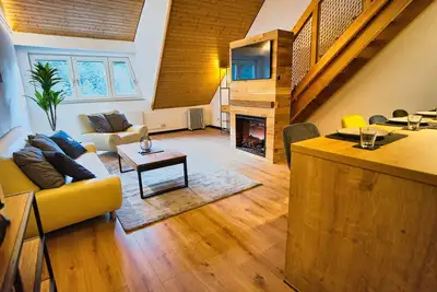 Image de GemĂĽtliche Frisch Renovierte Ferienwohnung fĂĽr 4 Personen