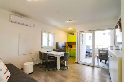 Image de Apartment/apartment for 4 guests with 40m² in Biograd na Moru (246565)