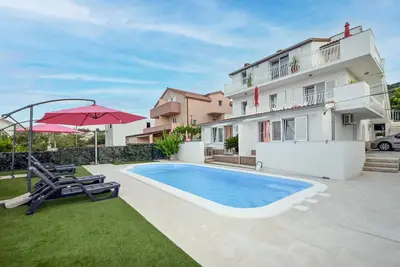 Image de Superbe appartement de 2 chambres à.