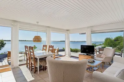 Image de Lovely beach house with panoramic view