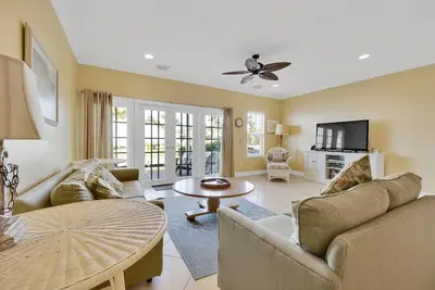 Image de Indigo Reef Resort Waterfront Villa 9 With Boat Dockage, Pool, and Sunset-View